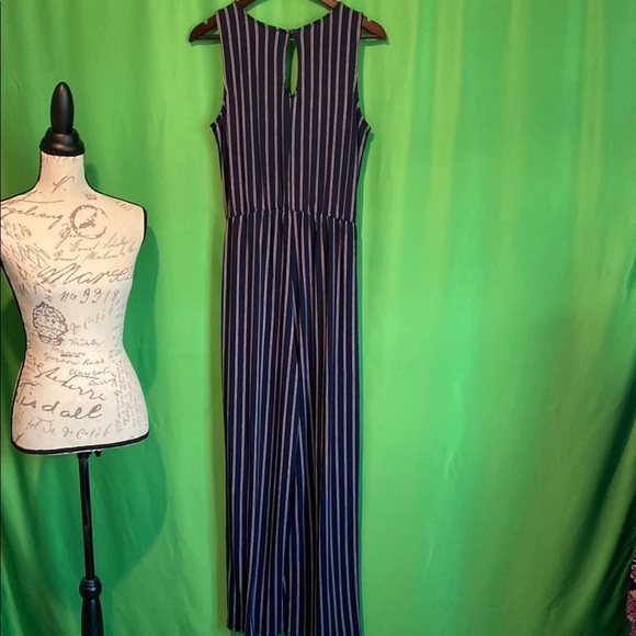 Wrapper Blue Striped Jumpsuit with Wide Leg Design - Picture 5 of 5